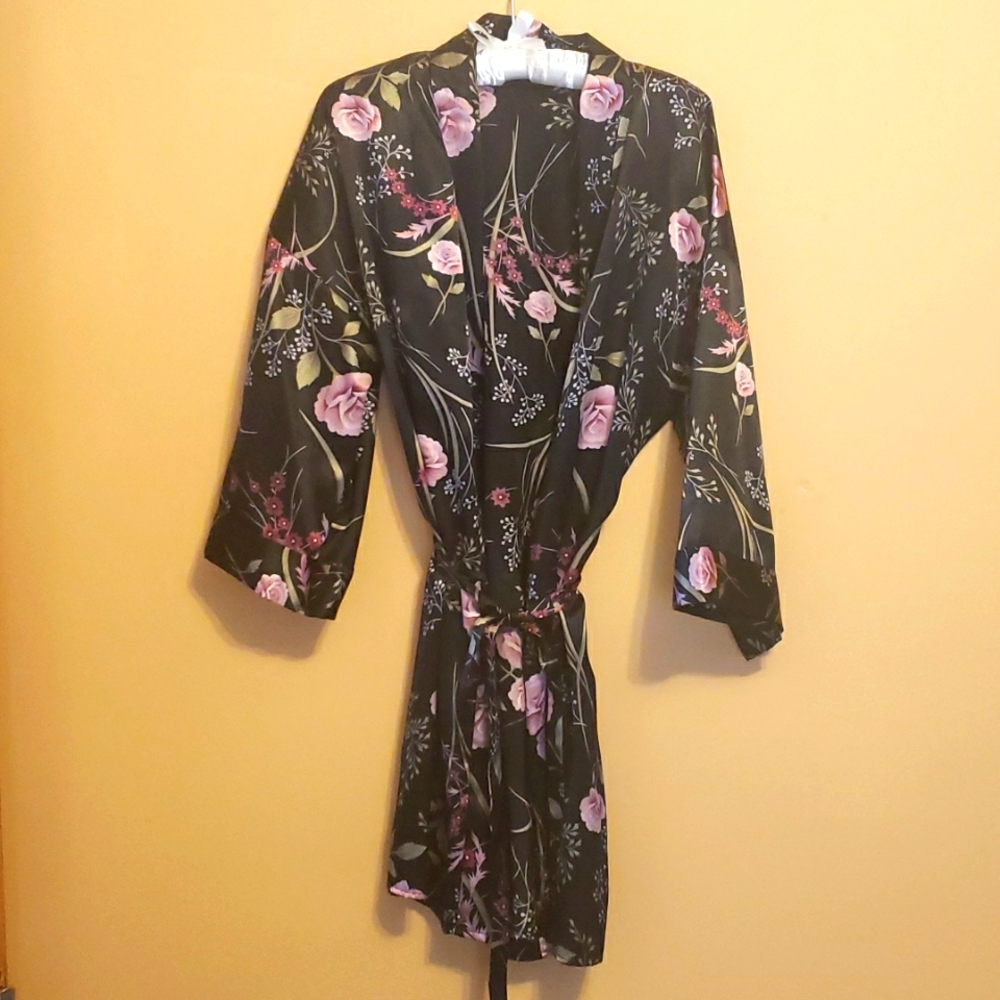Floral robe